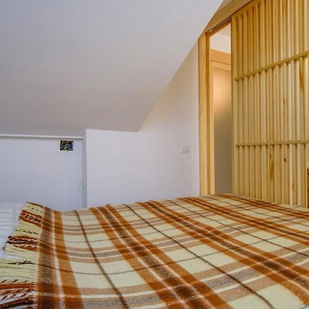 Elegant Apartment Iris マリ・ロシニュ エクステリア 写真