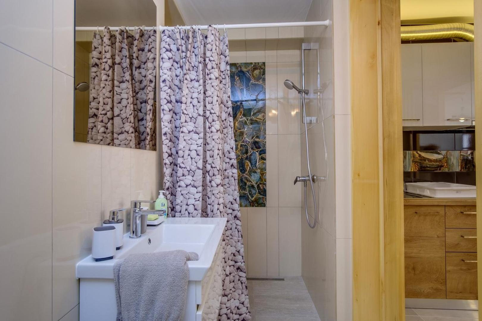 Elegant Apartment Iris マリ・ロシニュ エクステリア 写真